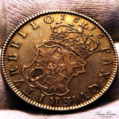 イギリス　1656年　オリバー・クロムウェル　ハーフクラウン銀貨　ESC R3指定